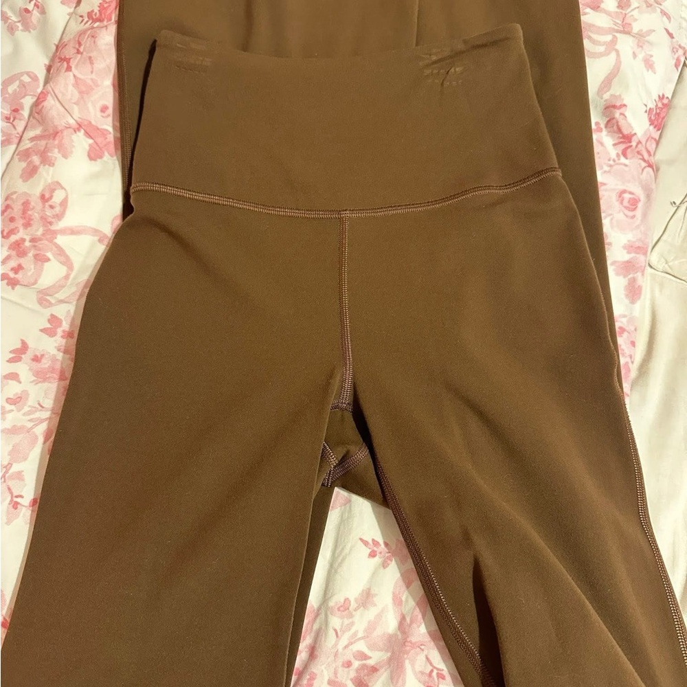 Brown High-Waisted Leggings